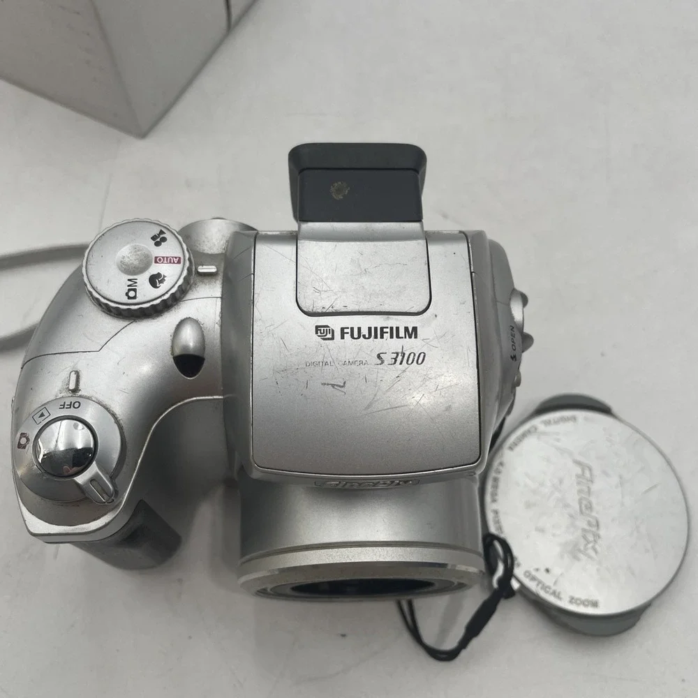 Fujifilm finepix s3100